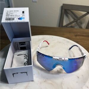 Pit Viper “The Merica” Blue and Speckled Sunglasses Size Wide